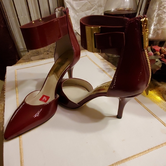 Brand New Michael Kors - Picture 2 of 6